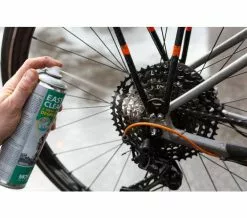 Motorex - Easy Clean - Nettoyant Vélo Pour Chaîne Et Pièces Détachées -Vélo Nouveaux Produits motorex easy clean 3 3840x2160